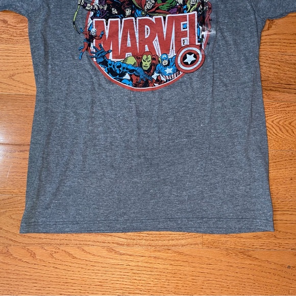Men’s Marvel Graphic T-Shirt Graphite Heather - Size Medium - Picture 2 of 8